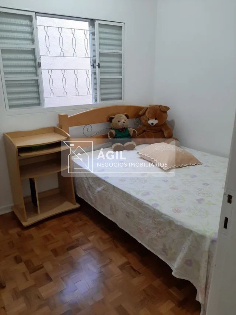 Casa à venda com 126m², 4 quartos e 3 vagas no Bairro Cidade Vista Verde