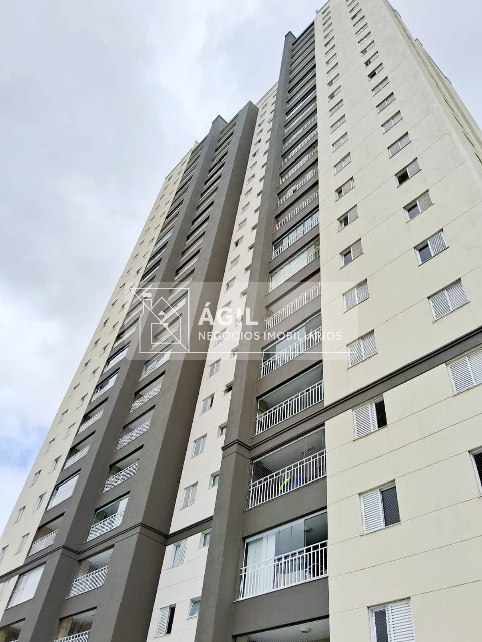 Vende-se Apartamento no Edifício Grand Paysage no Vila Branca - São José dos Campos