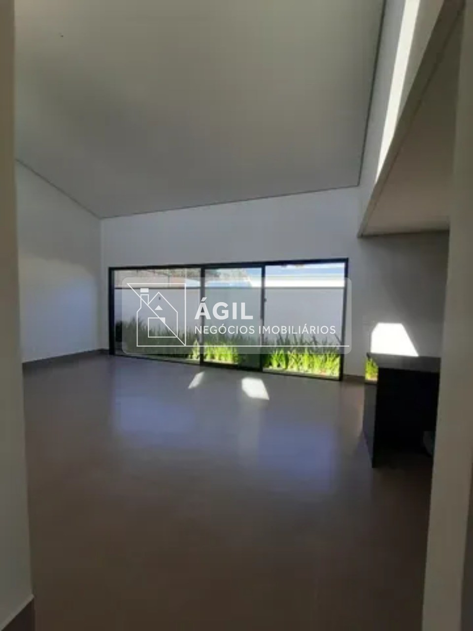 Casa térrea a venda com arquitetura contemporânea e diferenciada - Verdes Vales - Taubaté - SP. Planta da casa otimizada, que apresenta dormitórios m