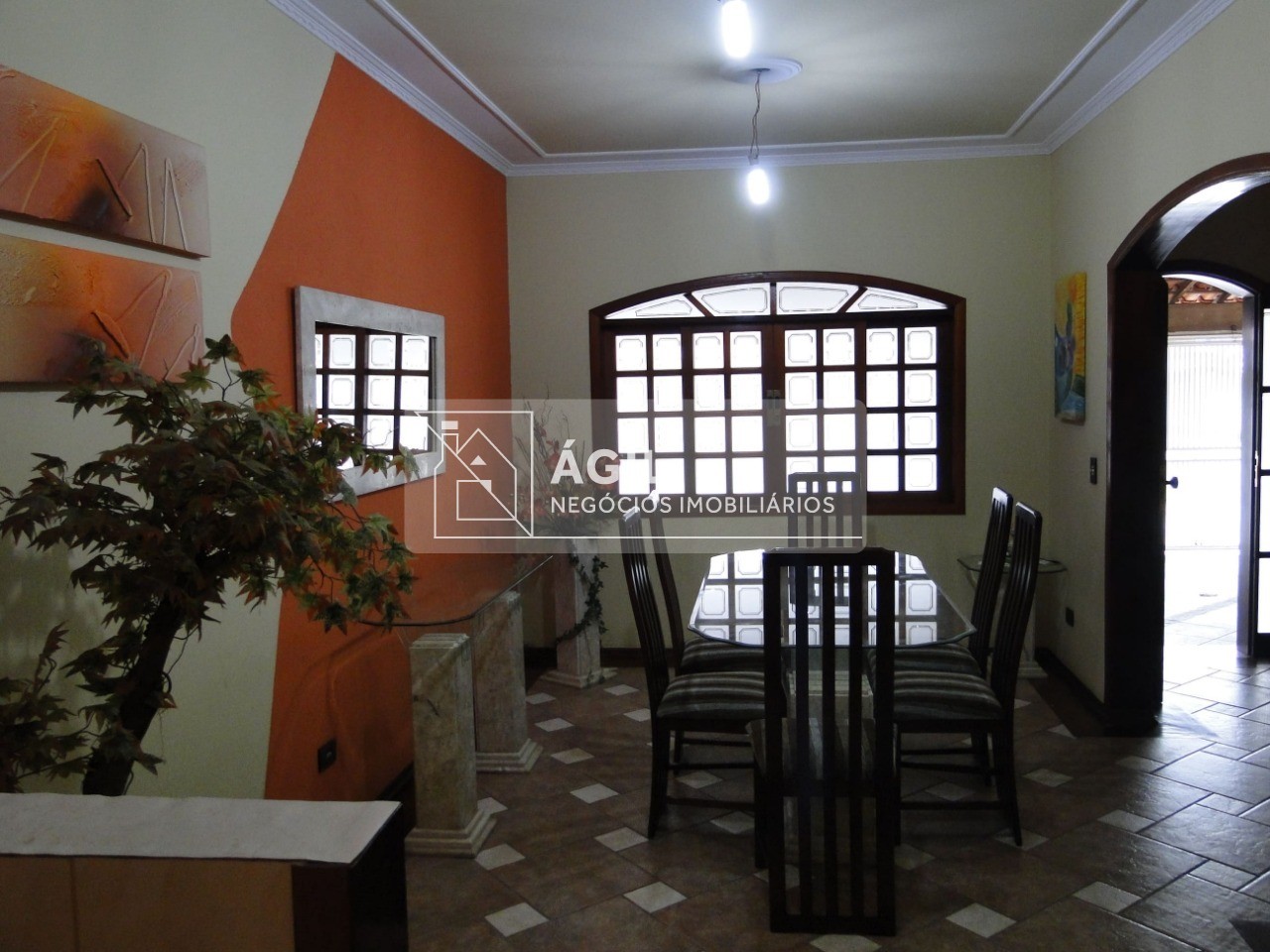 Venda casa de 3 dormitórios no Campos São José - São José dos Campos/SP