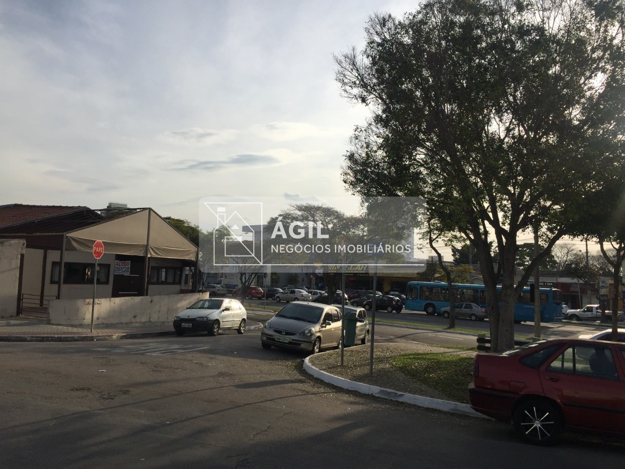 Vende-se Terreno Comercial Plano no Jardim América - São José dos Campos
