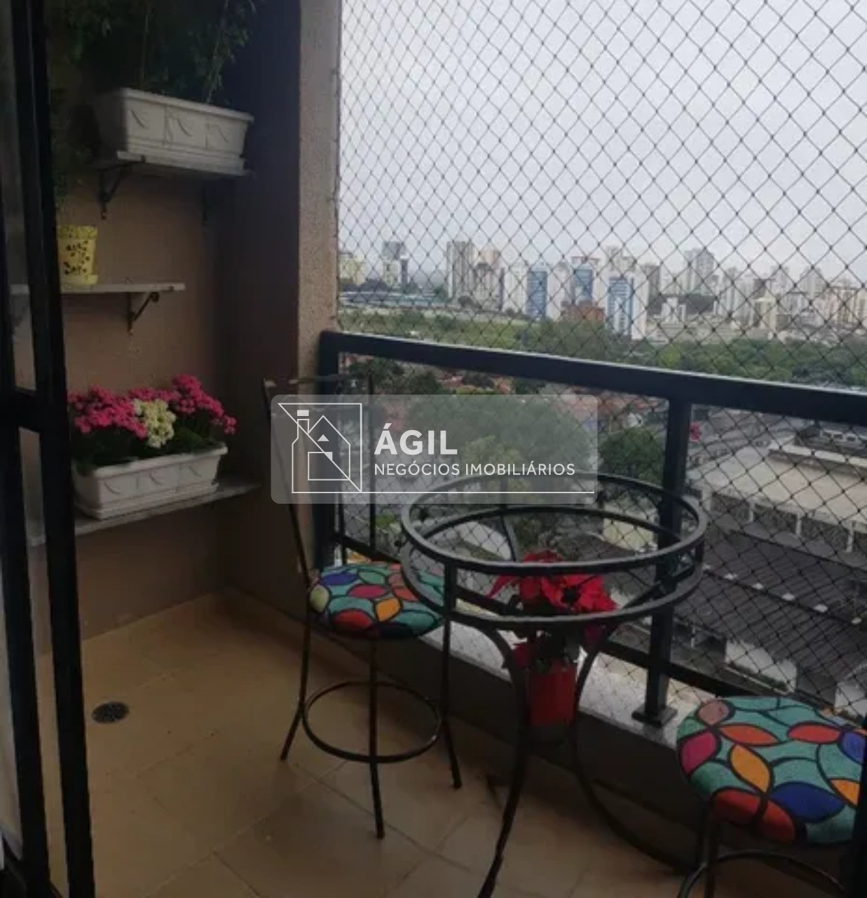 Apartamento a venda com 3 dormitórios e suíte - Jardim América - São José dos Campos - SP 69,66m²