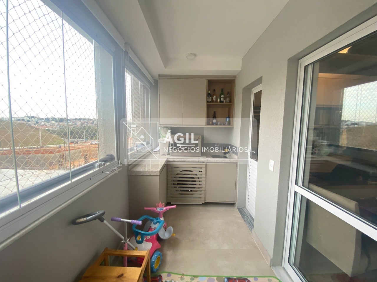 Vende-se Apartamento no condomínio Maranata Vila industrla, Vila industrial, Zona Leste - São José dos Campos