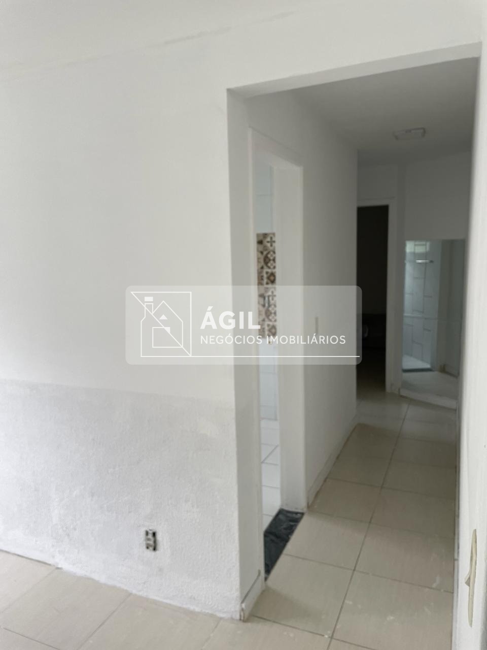 ALUGA-SE Apartamento 01 dormitório - de 38m², localizada no bairro Jardim Califórnia - JACAREÍ