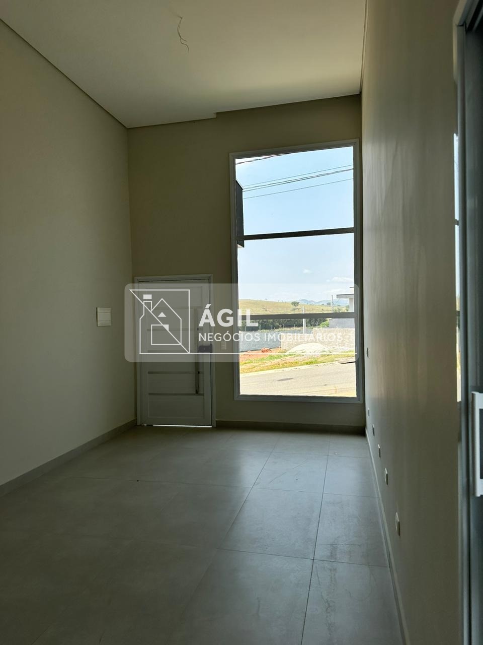 Casa de Condomínio com 3 Quartos 1 Suíte à Venda, 250 m² Residencial Malibu