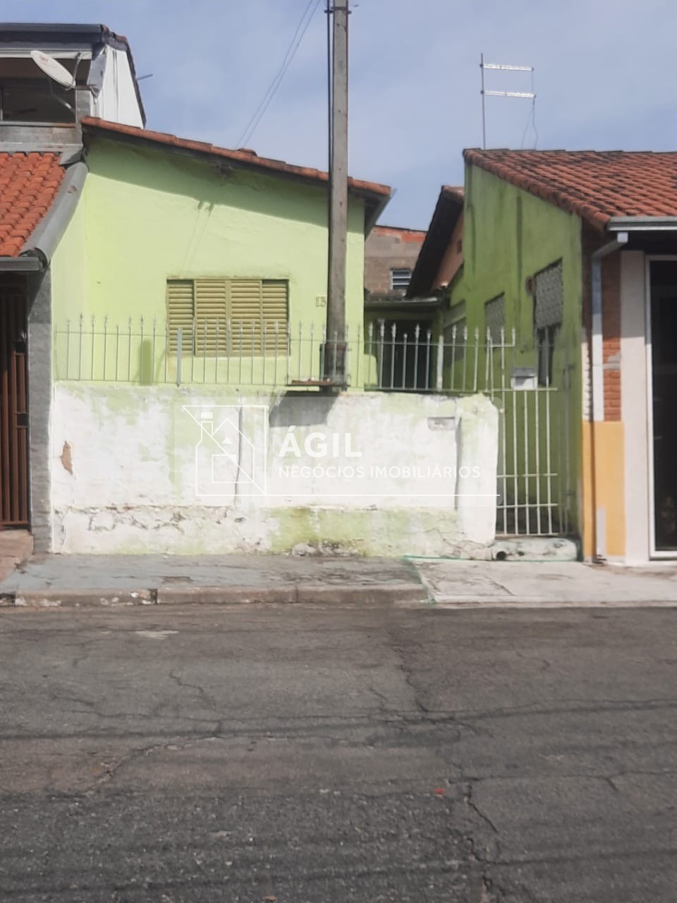 Venda - Casa para reforma - Jardim da Granja