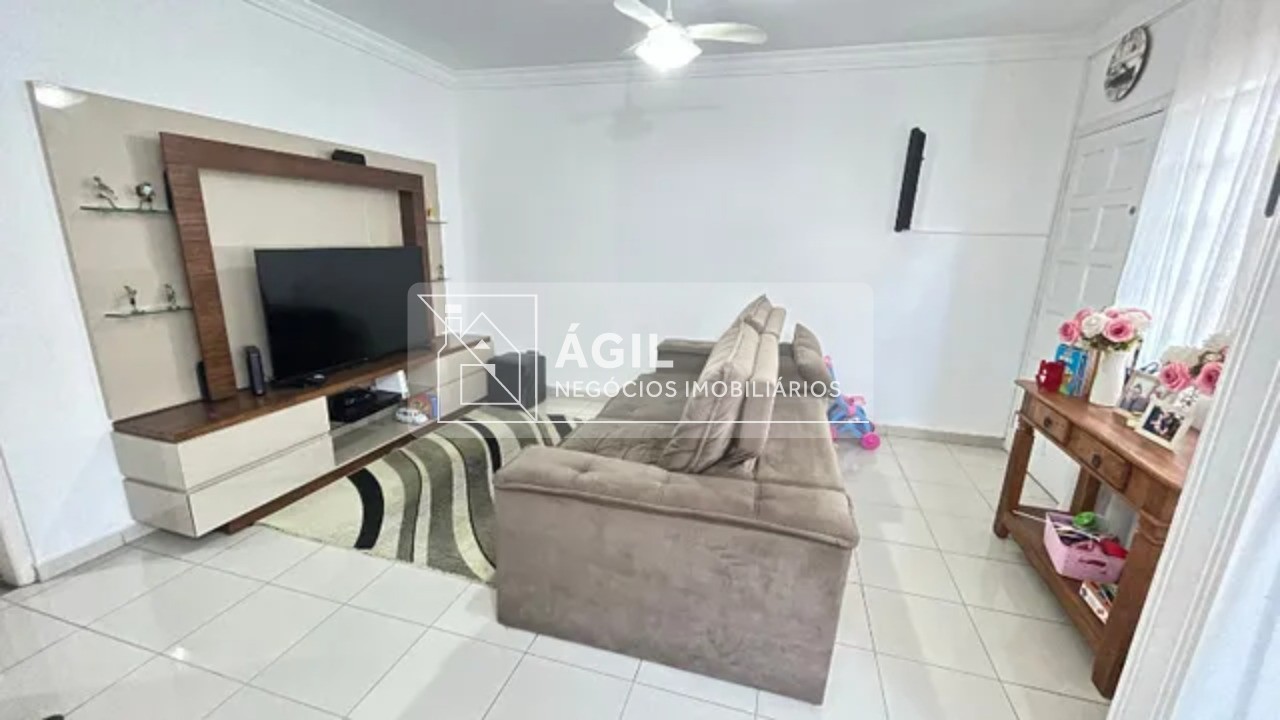 Sobrado em condomínio, com 3 quartos e 110 m² no no Jardim Califórnia - Jacareí