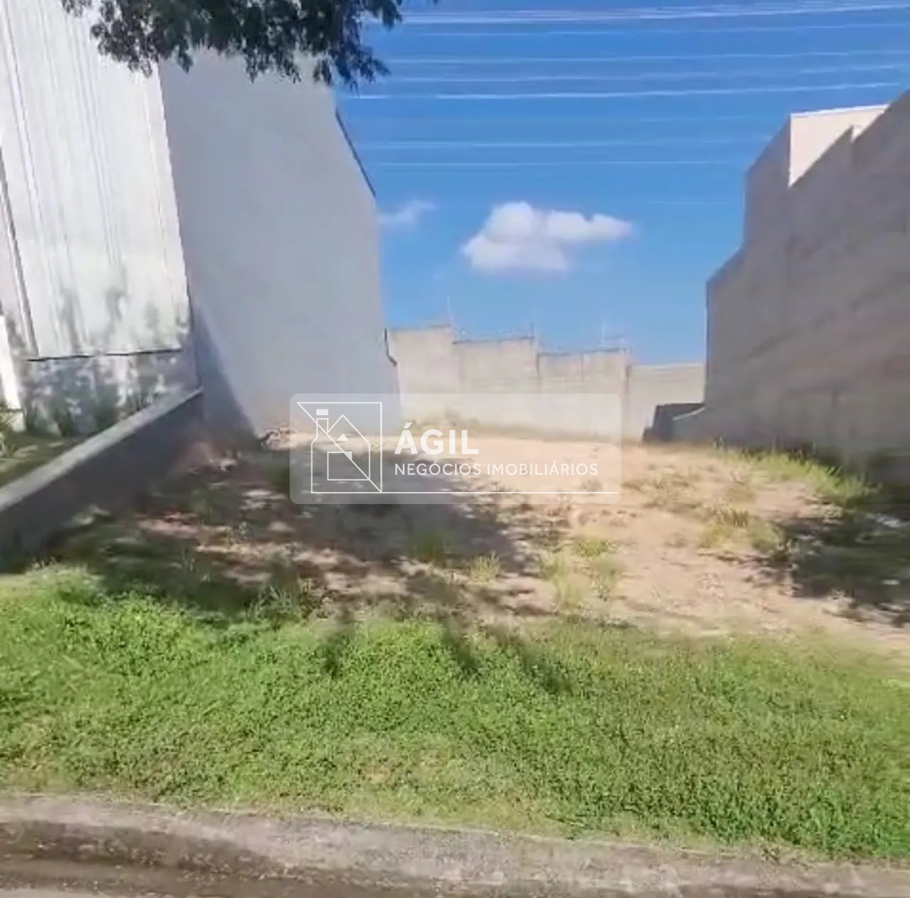 Terreno a venda de 250m² no Condomínio Vivva (Associação Vem Viver) - Jacareí - SP