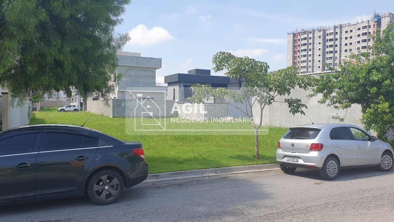 TERRENO RESIDENCIAL em JACAREÍ - SP, JARDIM JACINTO
