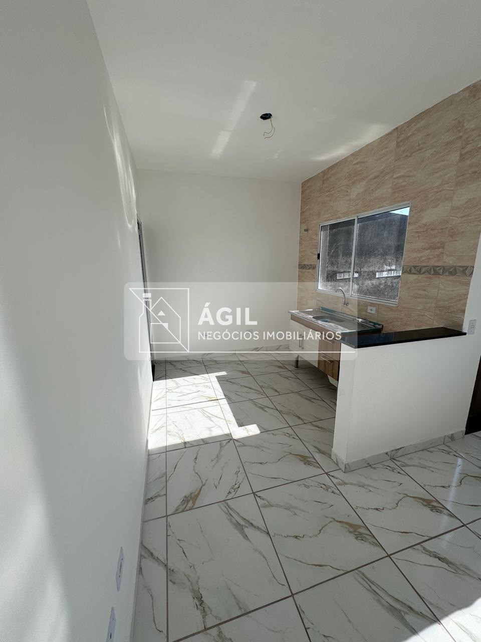 Casa Nova a venda no bairro Jardim Colinas - Jacareí 2 Dormitórios Sala Cozinha 2 Vagas de Garagem Quintal Que tal agendar uma visita e conhecer est