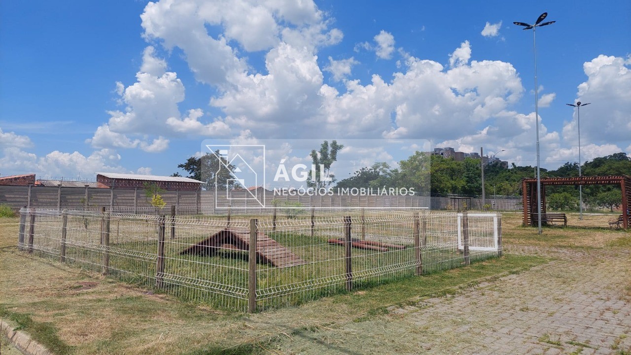 Vendo Terreno 231m² Condomínio Bosque dos Manacás - Jacareí-SP - Localizado a 5 minutos da Rod. Presidente Dutra e a 5 minutos do centro da cidade -