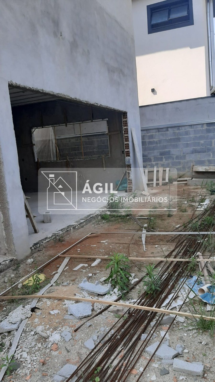 CASA RESIDENCIAL em SãO JOSé DOS CAMPOS - SP, LOTEAMENTO FLORESTA