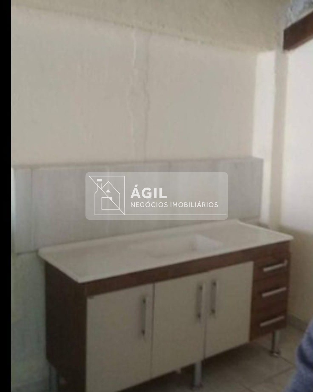 CASA A VENDA NO JARDIM SATÉLITE 3 DORMITÓRIOS