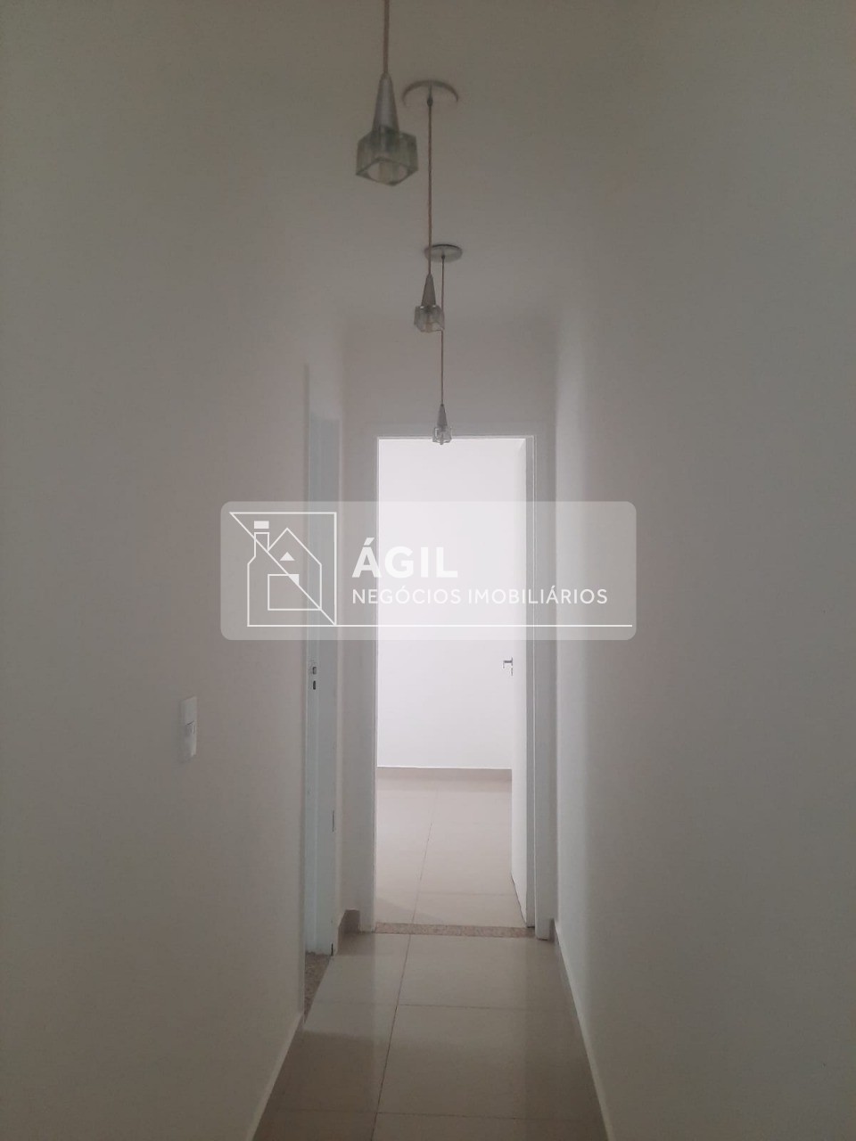Aluga-se Apartamento no Max Clube no Jardim Ismênia - São José dos Campos