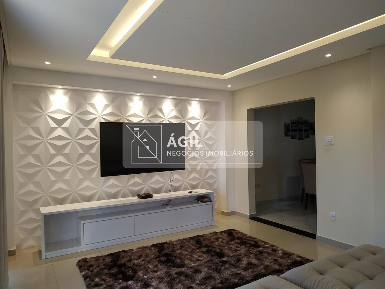 Excelente casa 2 dormitórios à venda no bairro jardim bandei
