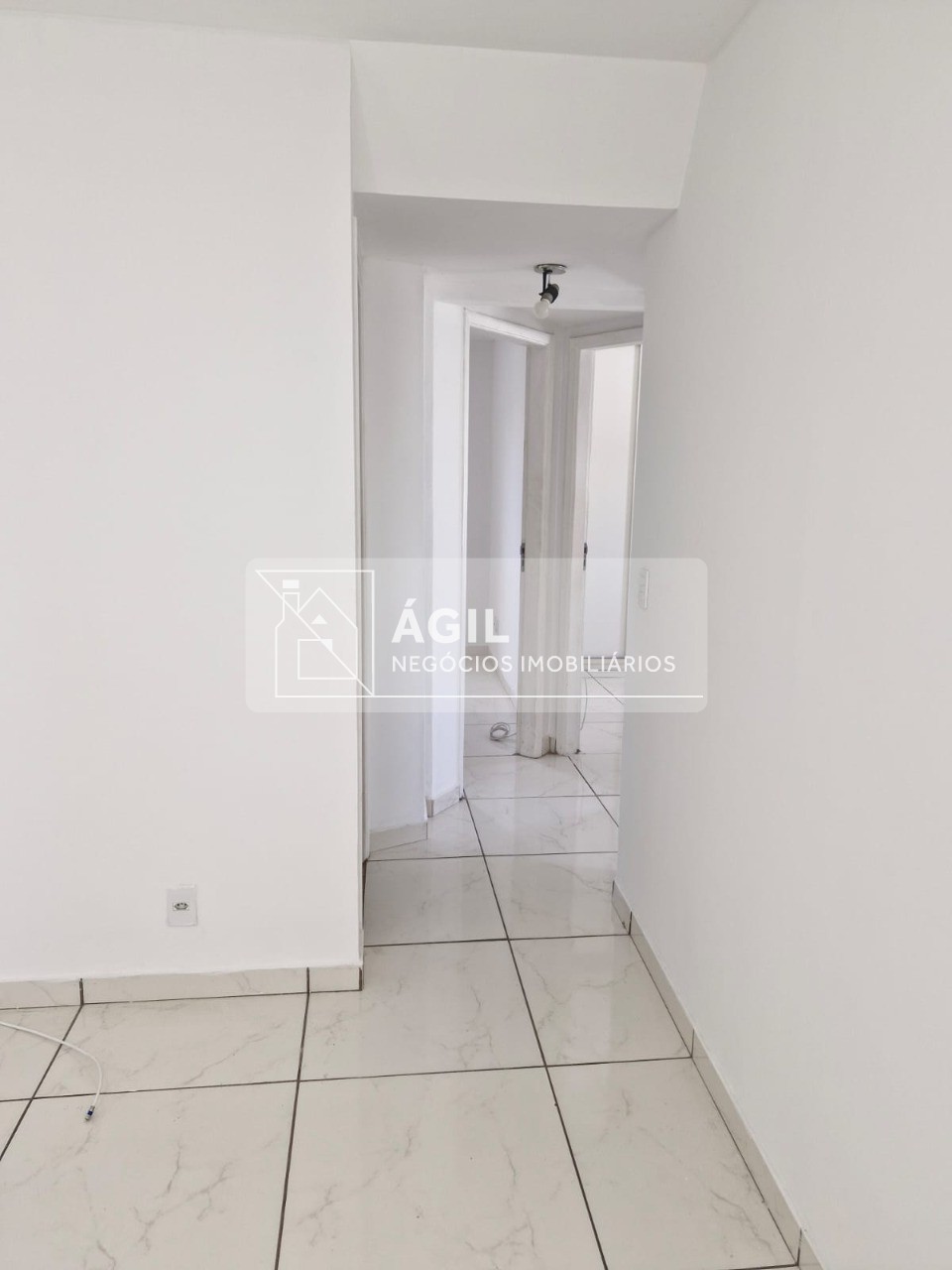 Aluguel - Apartamento - Edifício Inconfidência, Jardim São Dimas em São José dos campos - 70m² - Andar médio - 03 Dormitórios, sendo uma Suíte - 0