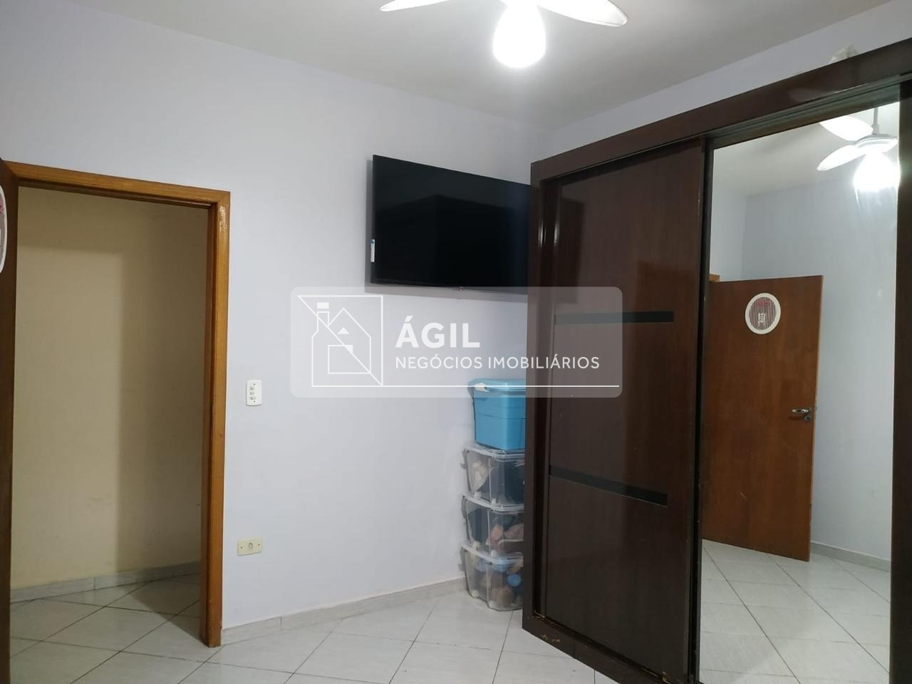 Excelente casa 2 dormitórios à venda no bairro jardim bandei