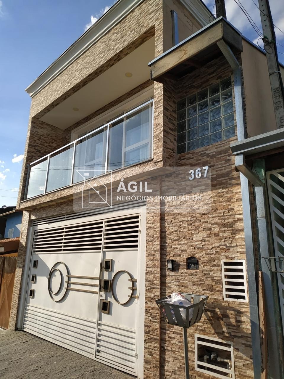 Excelente casa 2 dormitórios à venda no bairro jardim bandei