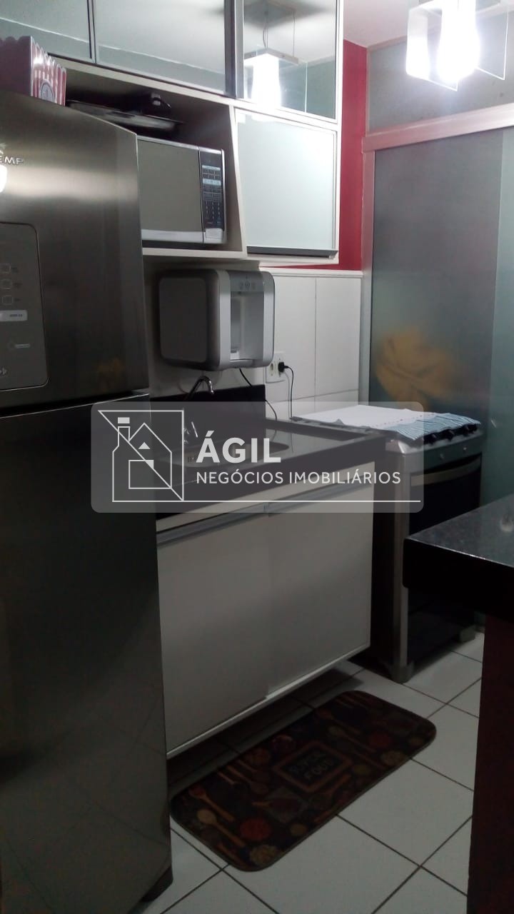 Vendo-Apartamento no Residencial Jardim Bandeirantes, 54m² em São José dos Campos -54 m² -2 dormitórios -1 banheiro -Cozinha com planejados -1 Vaga d