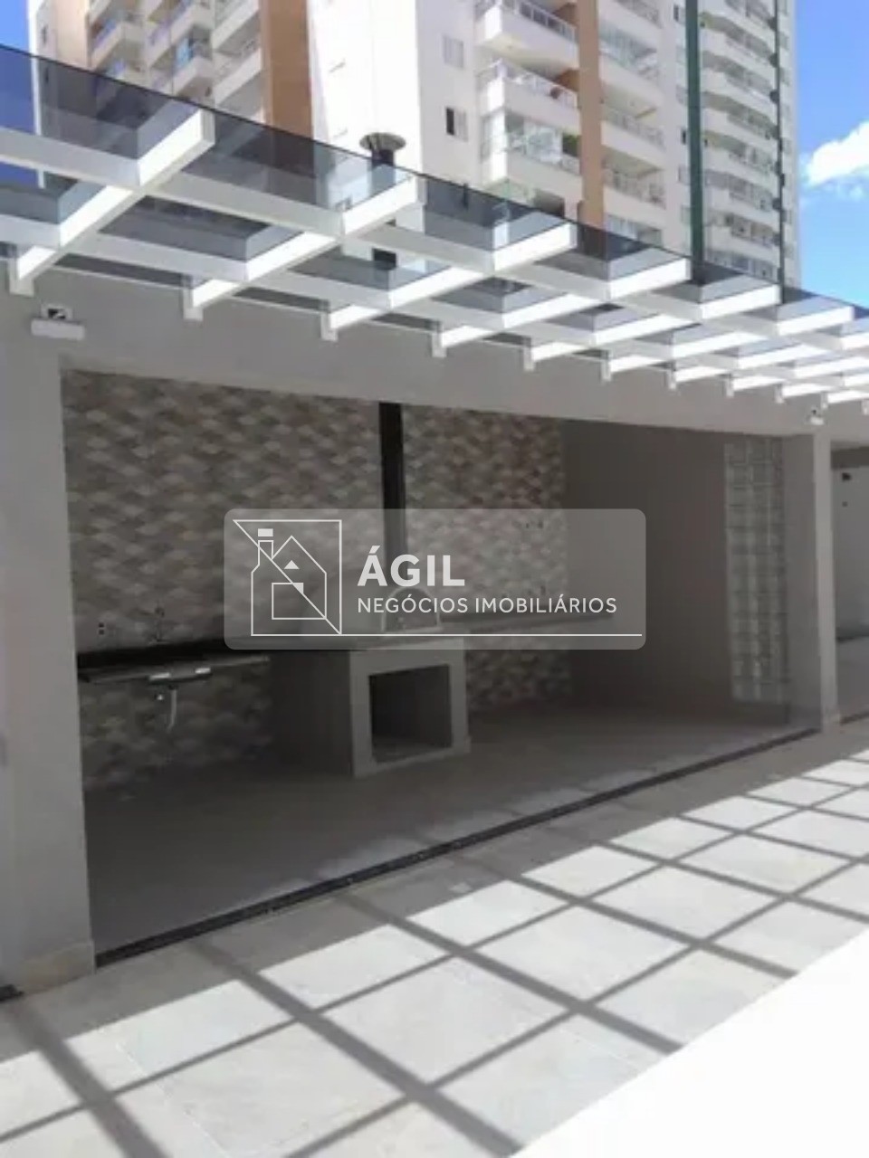 Aluga-se apartamento no Condomínio Gemini Royal Park - São José dos Campos - SP -80m² - Varanda espaçosa - 2 Dormitórios, sendo 1 suíte com planejad