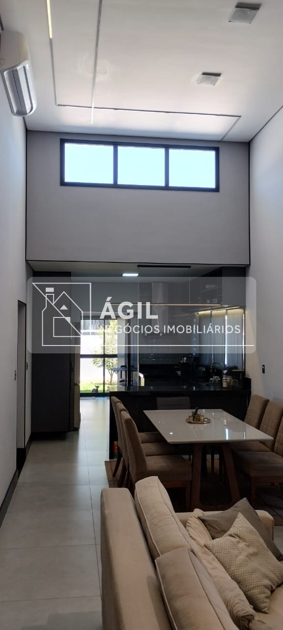 Casa nova a venda - Condomínio Residencial Vereda dos Campos - Eugênio de Melo - São José dos Campos - SP Área construída: 120m² Terreno: 250m² S