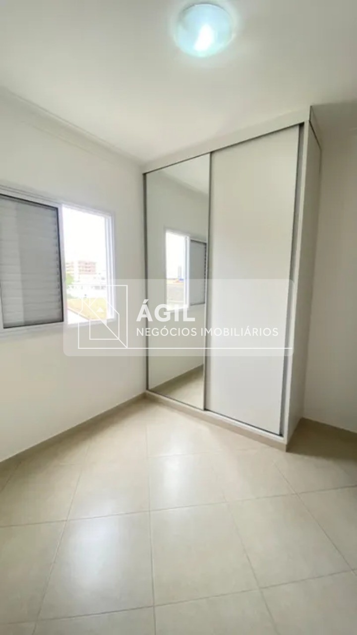 Aluguel - Apartamento - Jardim das Industria em São José dos campos - 56m² - Andar baixo - Sacada em um dos dormitórios - 02 Dormitórios, sendo um