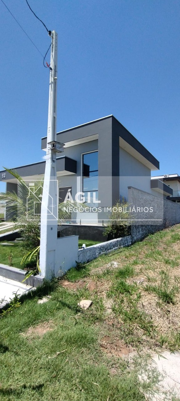 Casa nova a venda - Condomínio Residencial Vereda dos Campos - Eugênio de Melo - São José dos Campos - SP Área construída: 120m² Terreno: 250m² S