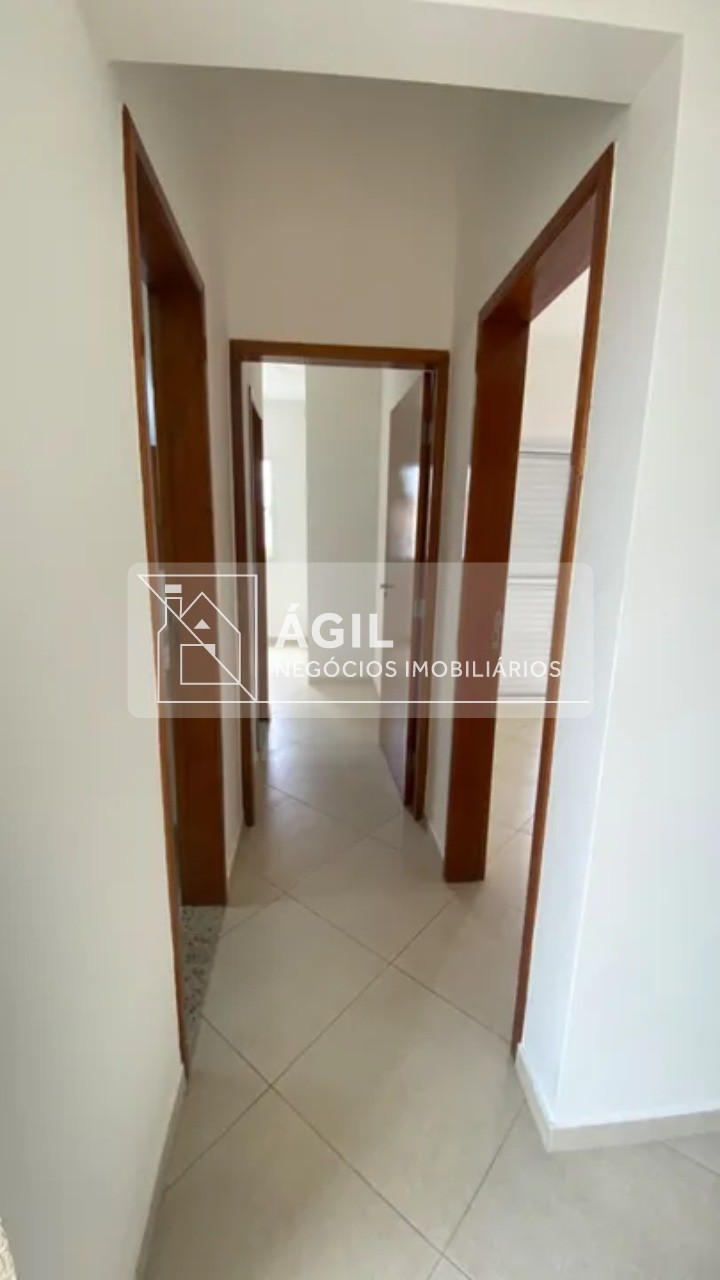 Aluguel - Apartamento - Jardim das Industria em São José dos campos - 56m² - Andar baixo - Sacada em um dos dormitórios - 02 Dormitórios, sendo um
