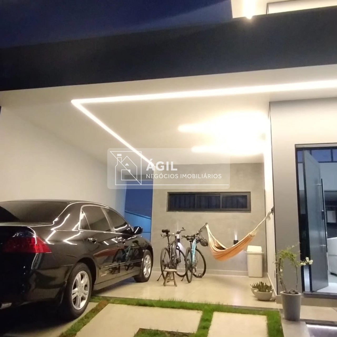 Casa nova a venda - Condomínio Residencial Vereda dos Campos - Eugênio de Melo - São José dos Campos - SP Área construída: 120m² Terreno: 250m² S