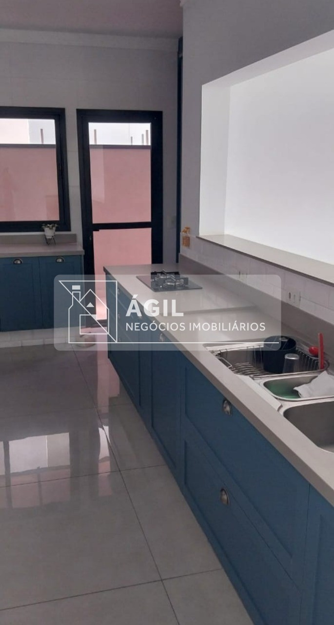 Vende casa semi nova 3 suítes condomínio coleginho em jacare