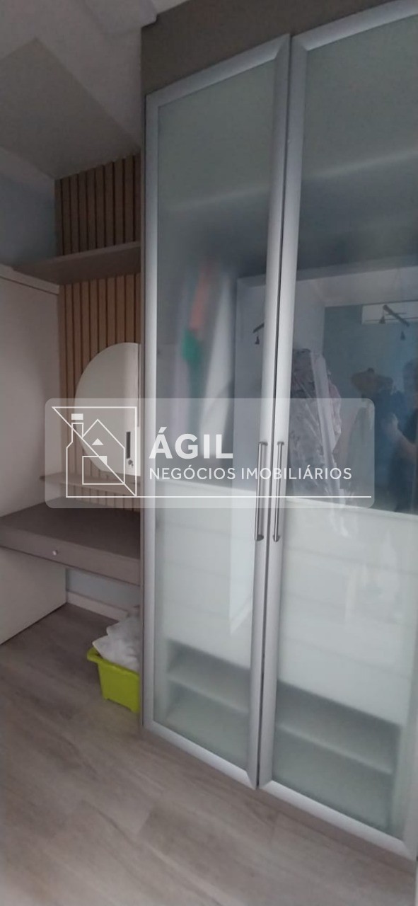 Vende casa semi nova 3 suítes condomínio coleginho em jacare