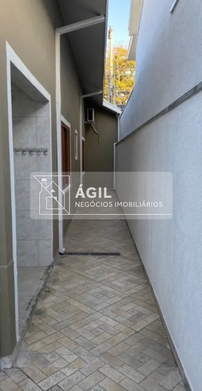Vende-se Casa no Bairro Villa Branca - Jacareí/SP.