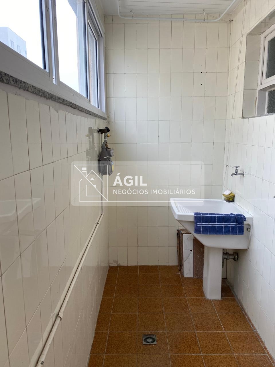Vendo- apartamento com 1 dormitório na rua santa clara vila 