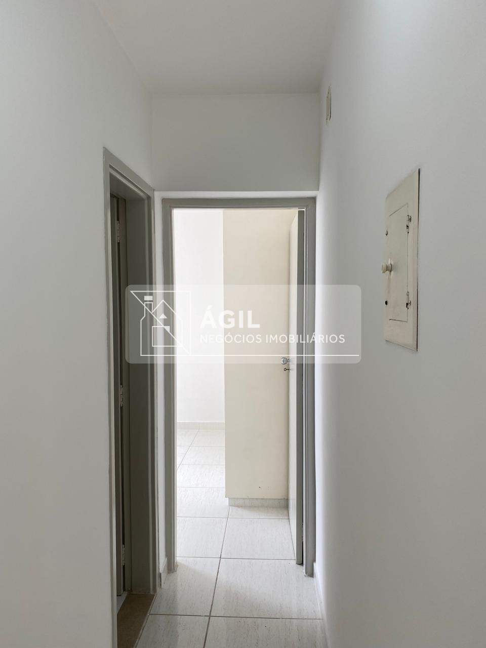 Vendo- apartamento com 1 dormitório na rua santa clara vila 