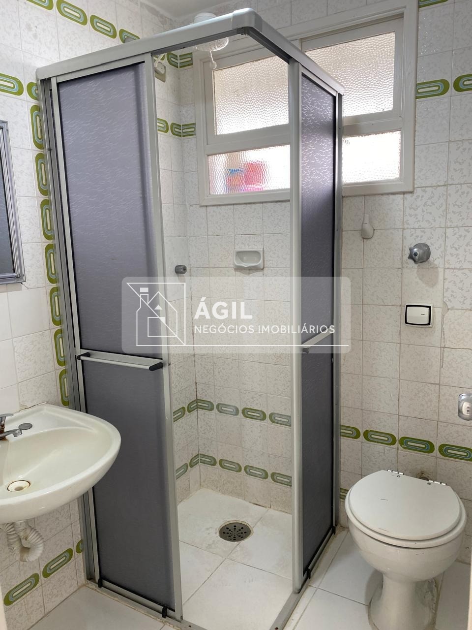 Vendo- apartamento com 1 dormitório na rua santa clara vila 