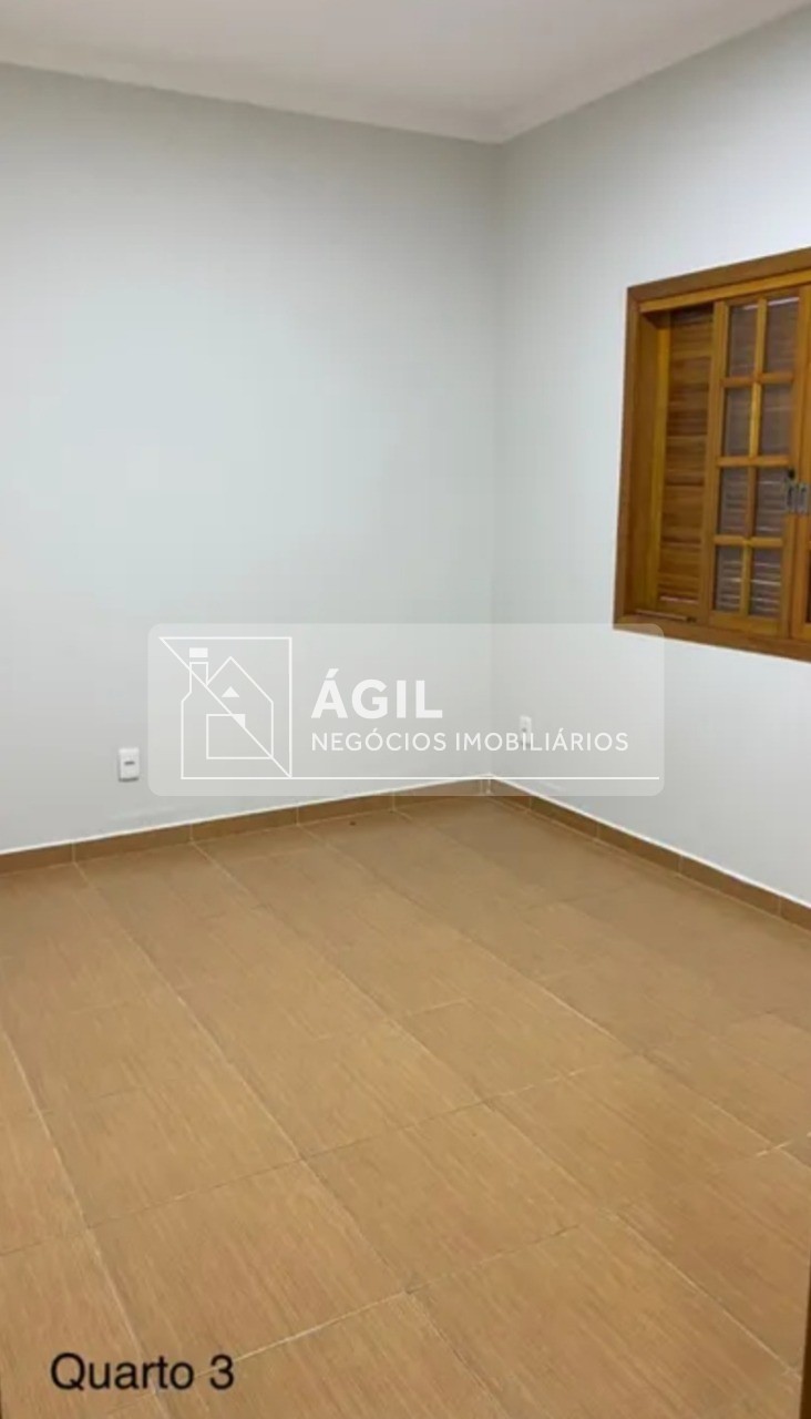 Vende-se Casa no Bairro Villa Branca - Jacareí/SP.
