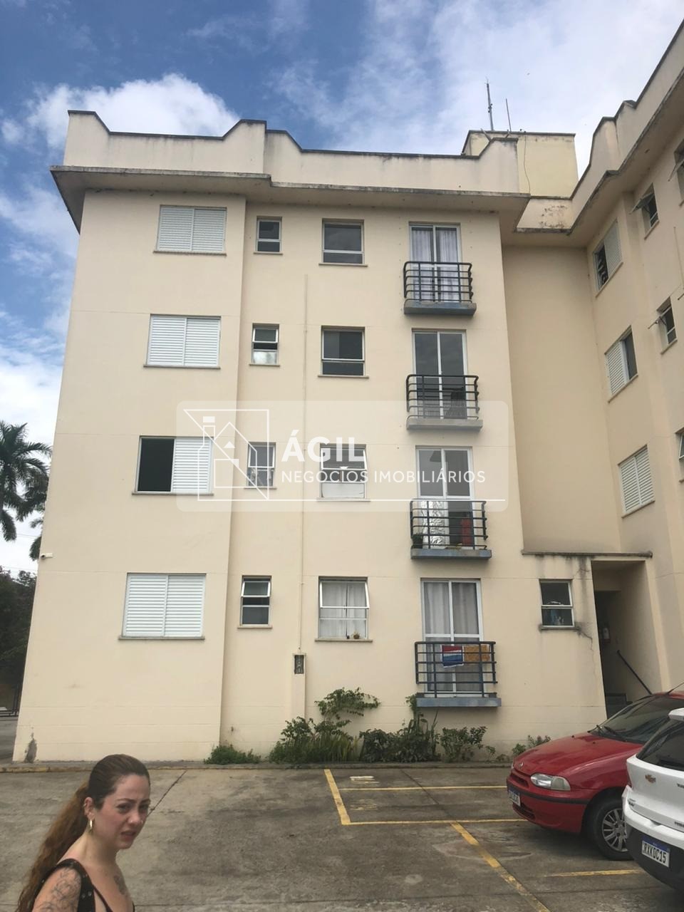 Lindo apartamento de 1 dormitório para alugar no Urbanova - São José dos Campos - SP 1 dormitório mobiliado com cama de casal e armário, c/ventilador