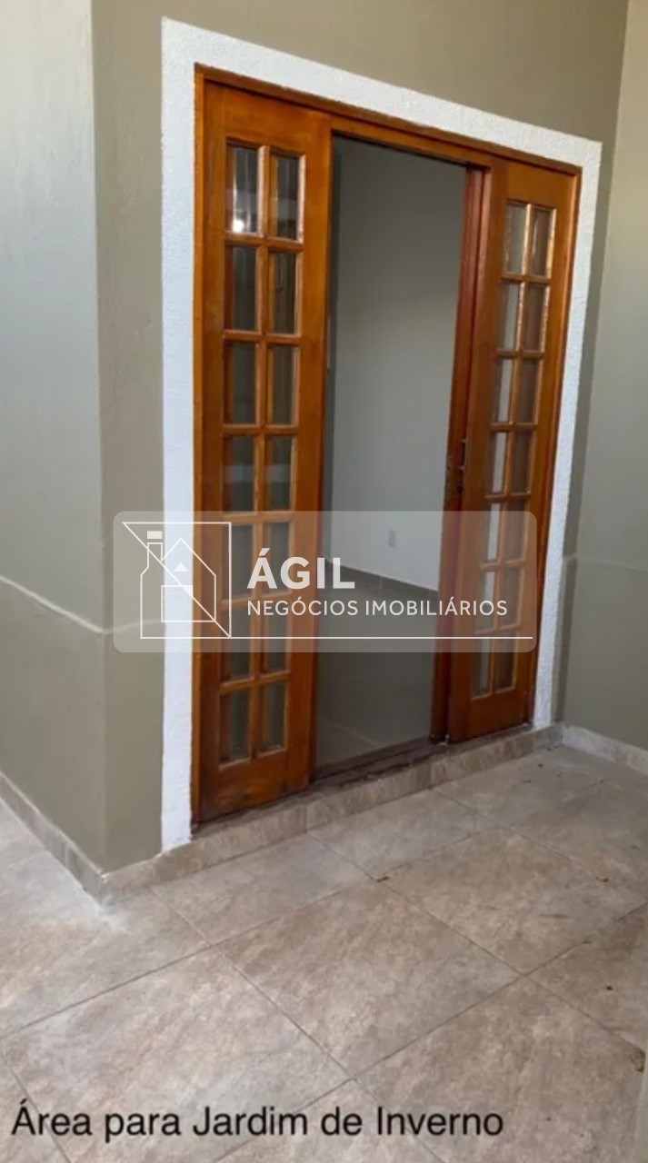 Vende-se Casa no Bairro Villa Branca - Jacareí/SP.