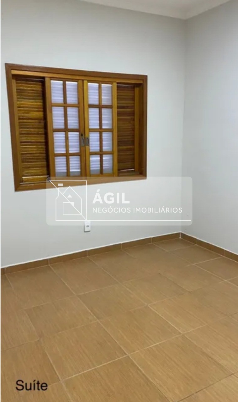Vende-se Casa no Bairro Villa Branca - Jacareí/SP.