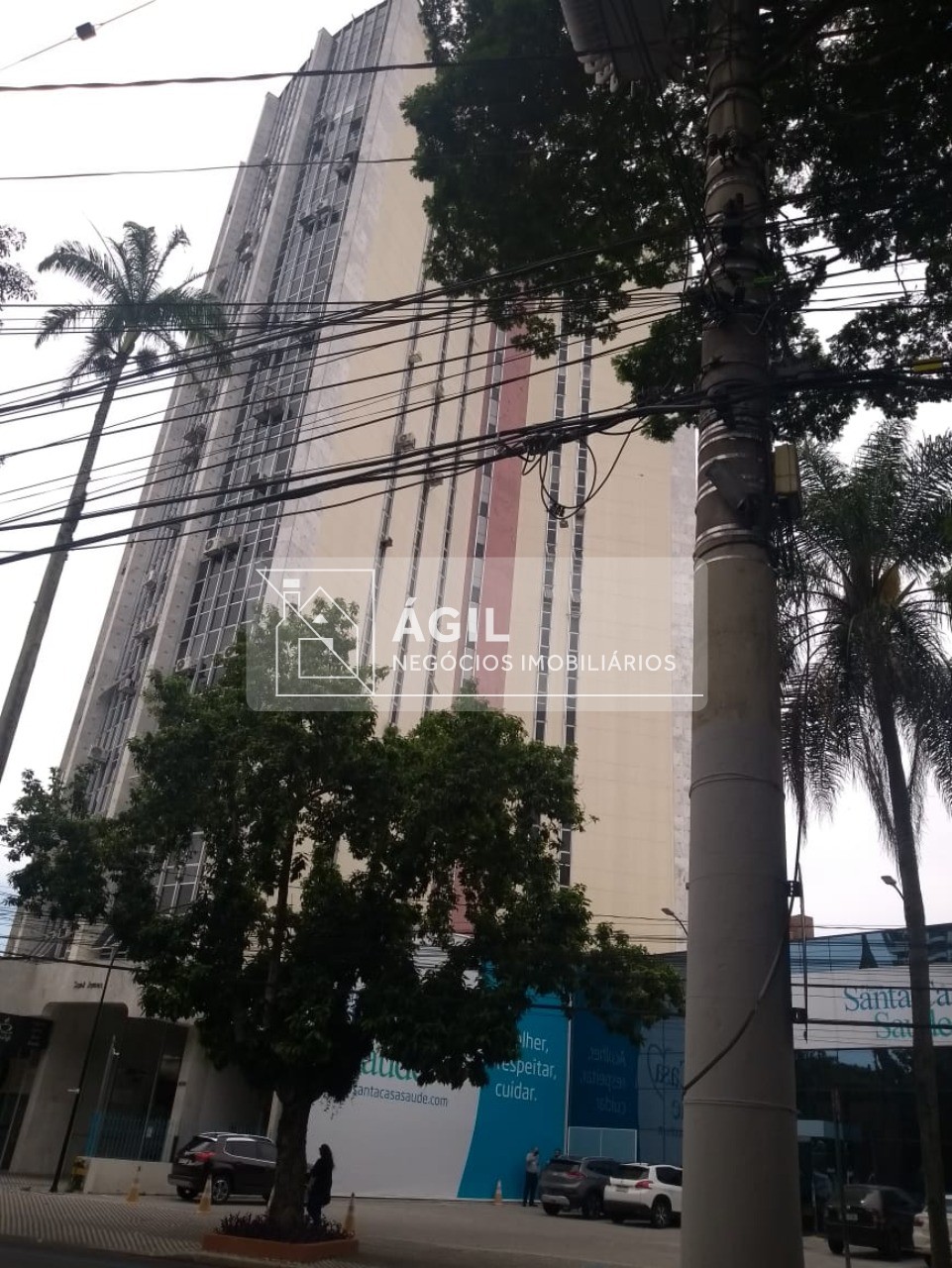 Venda Aceita permuta em uma sala comercial no Edifício San James em São Jose dos Campos-SP A sala comercial fica no Edifício Saint James à avenida d