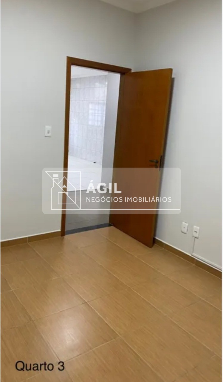 Vende-se Casa no Bairro Villa Branca - Jacareí/SP.