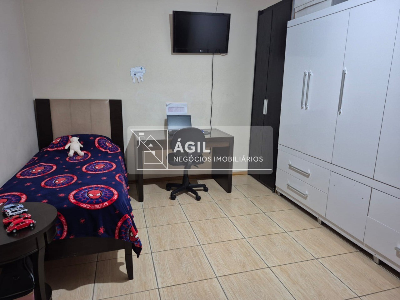 Vendo-casa - jardim uirá - 150,00m² - 3 dormitórios- 3 suite
