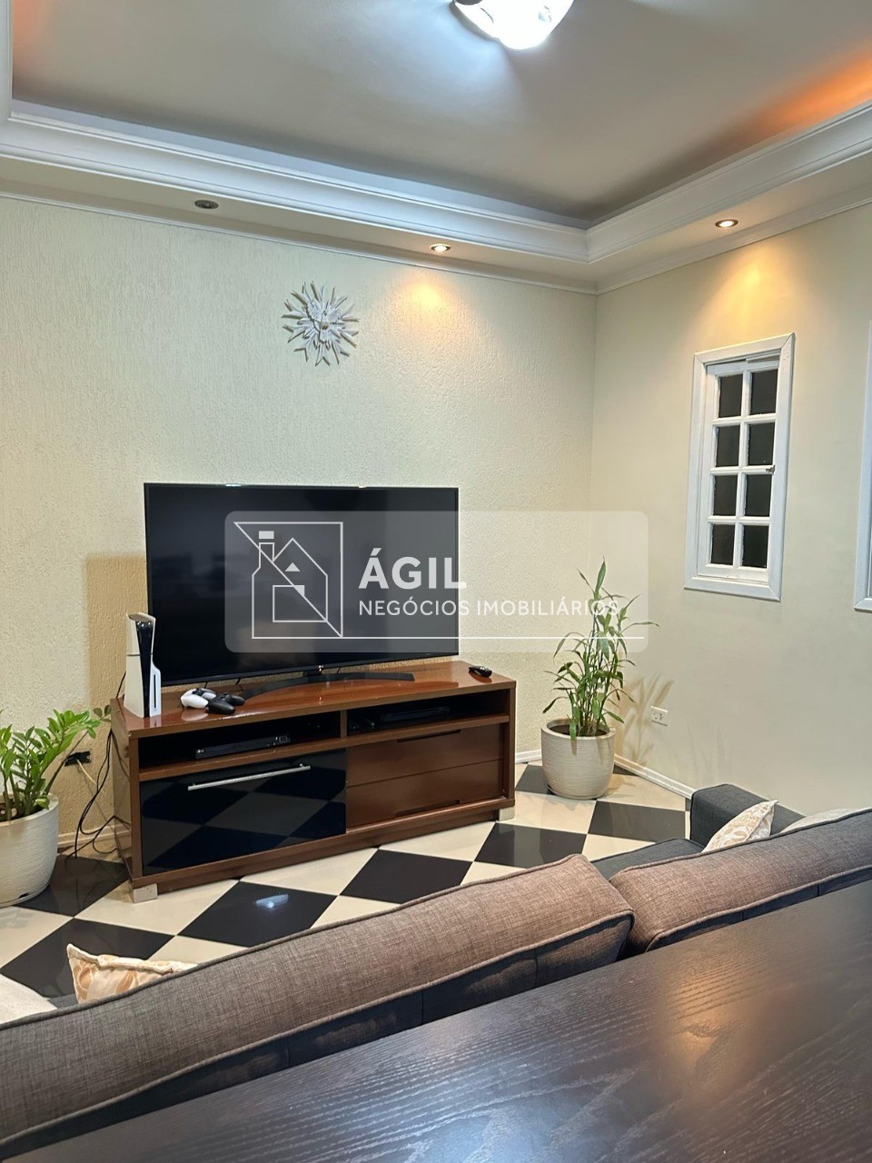 Vendo-casa - jardim uirá - 150,00m² - 3 dormitórios- 3 suite