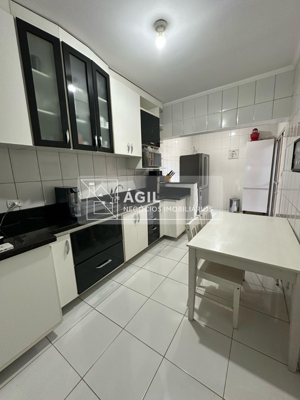 Vendo-casa - jardim uirá - 150,00m² - 3 dormitórios- 3 suite