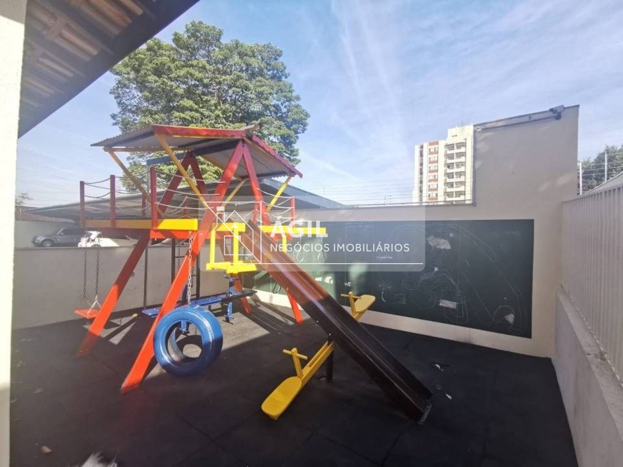 Venda - Apartamento - 95m² - 03 quartos, suite - Edificio Nova América, próximo ao shopping oriente