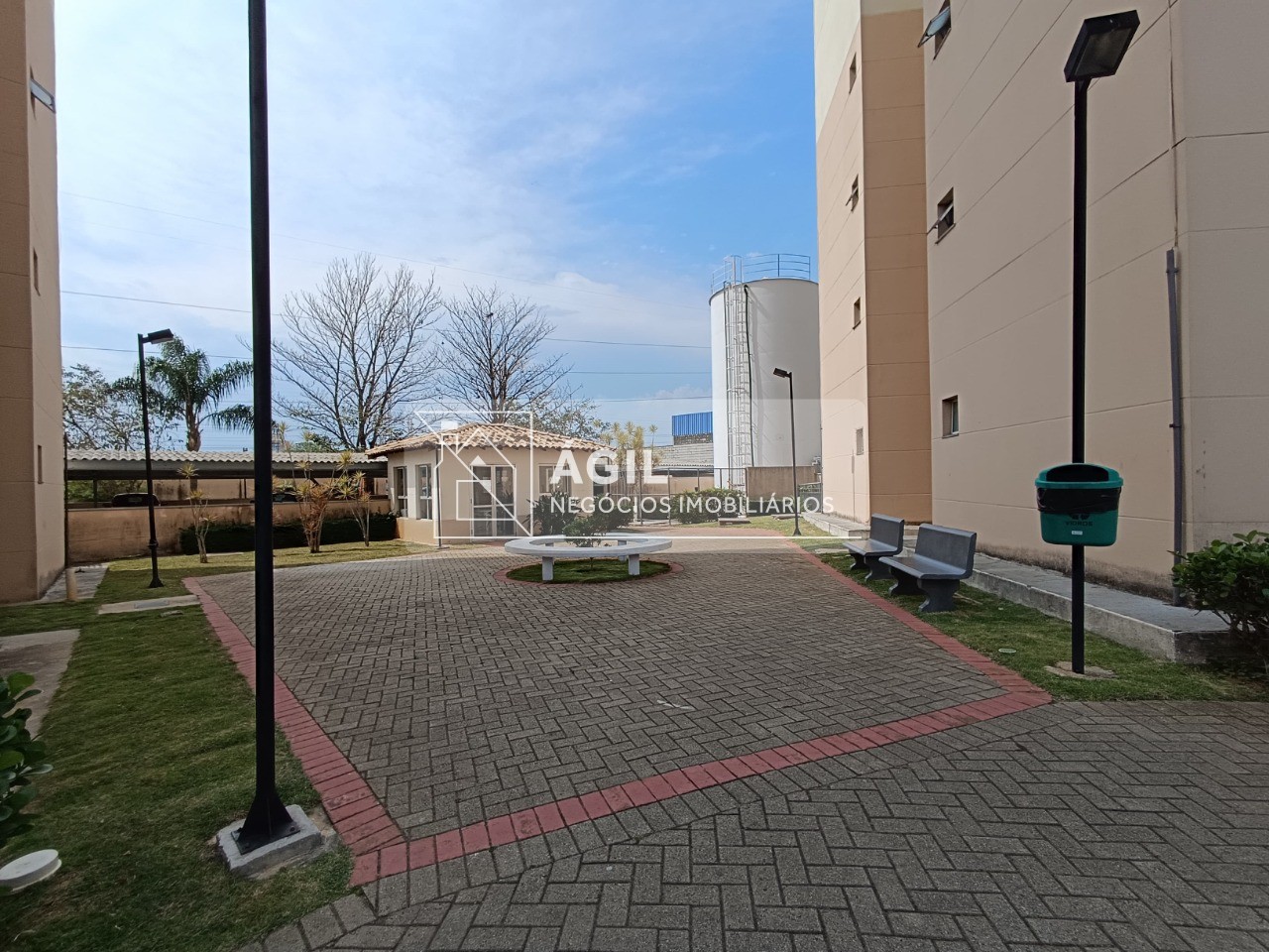 Apartamento a Venda no Condomínio Cittá Di Roma - Jardim Augusta - São José dos Campos - SP Próximo ao Shopping Center Vale e Linha Verde - 55 m² -