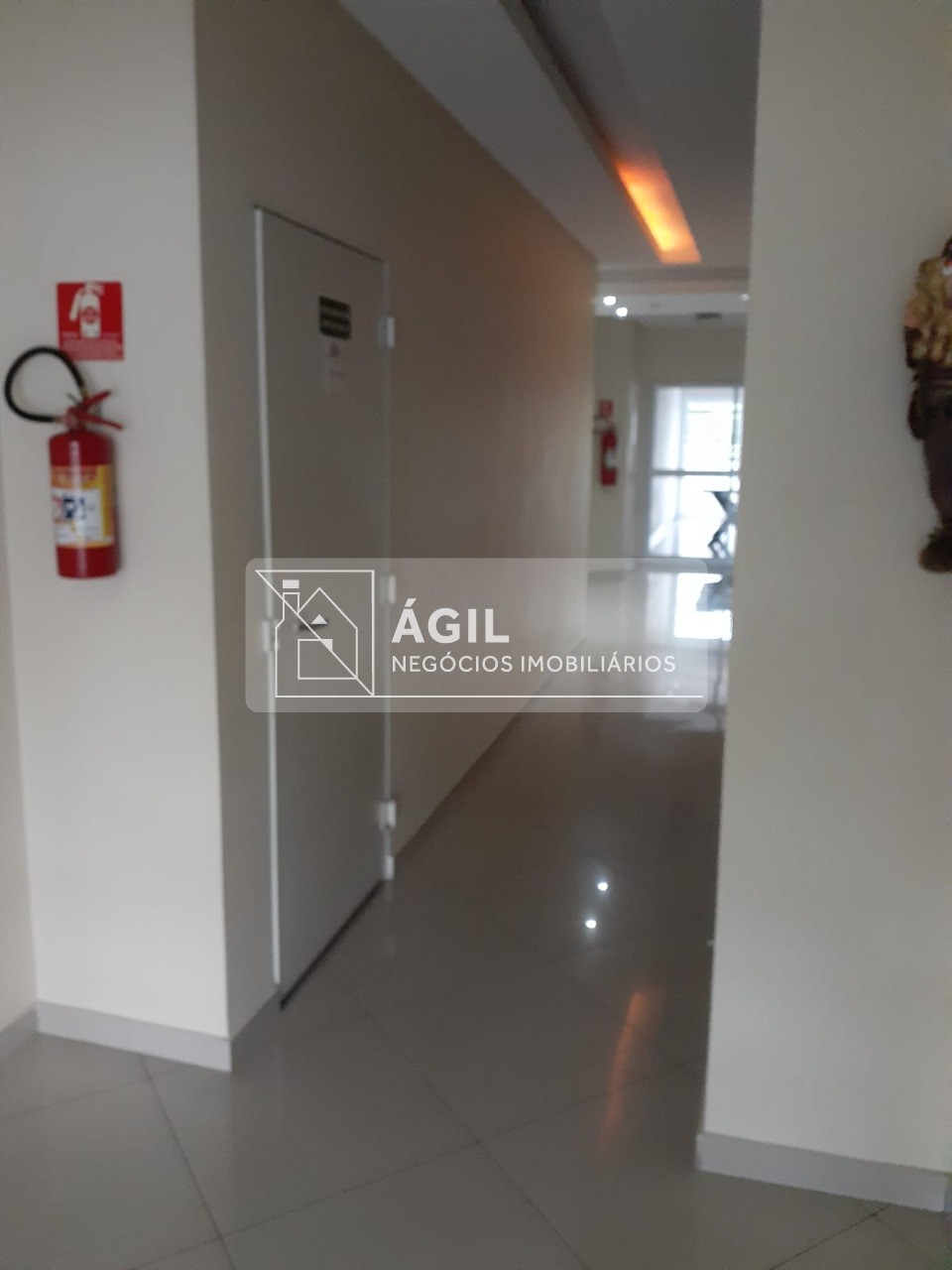 Aluga-se - Apartamento - 02 quartos - Edifício Piazza San Martino - Jardim Del Rey