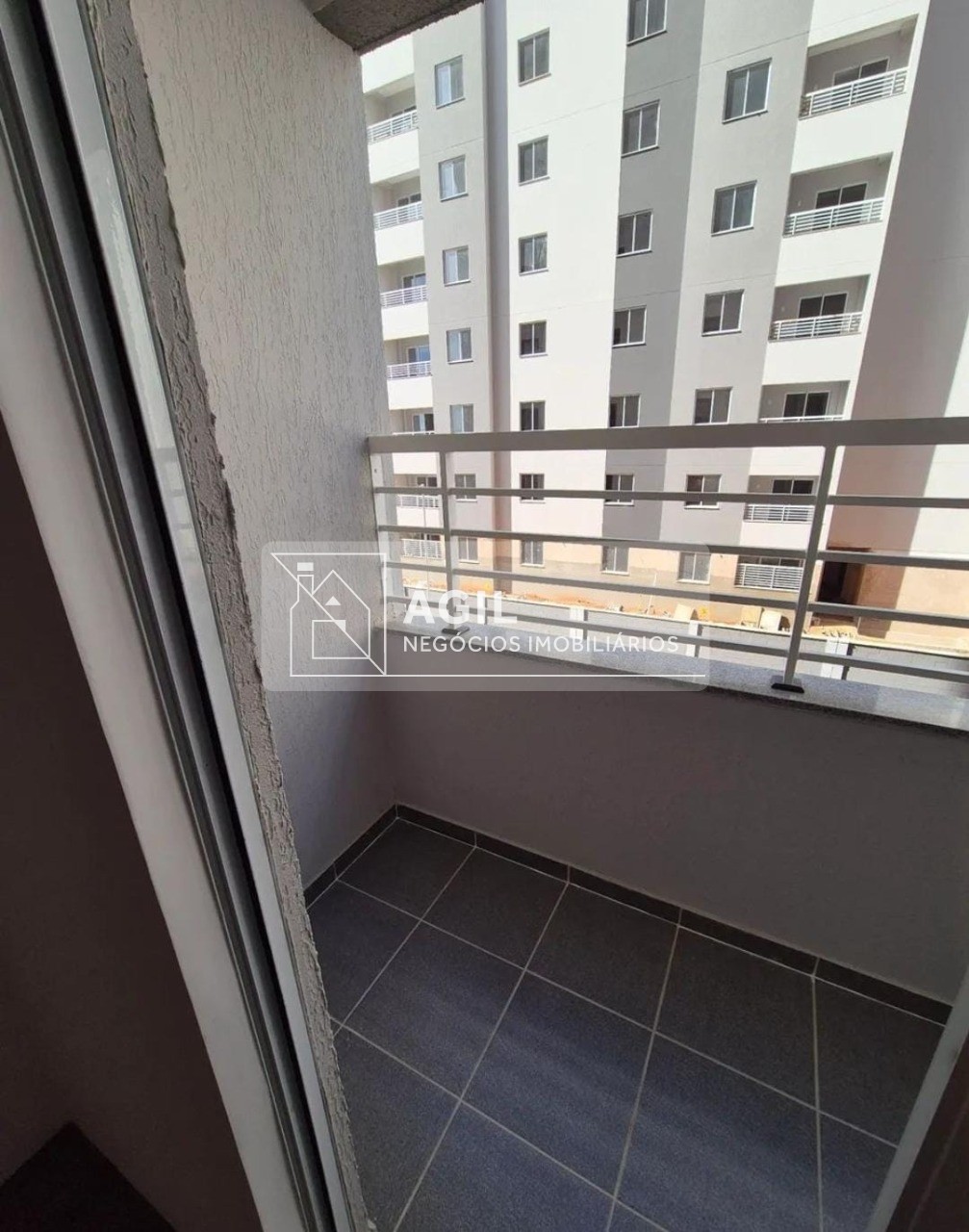 Aluga-se - Apartamento - 02 Quartos, suite - Unique São José - Residencial Flamboyant