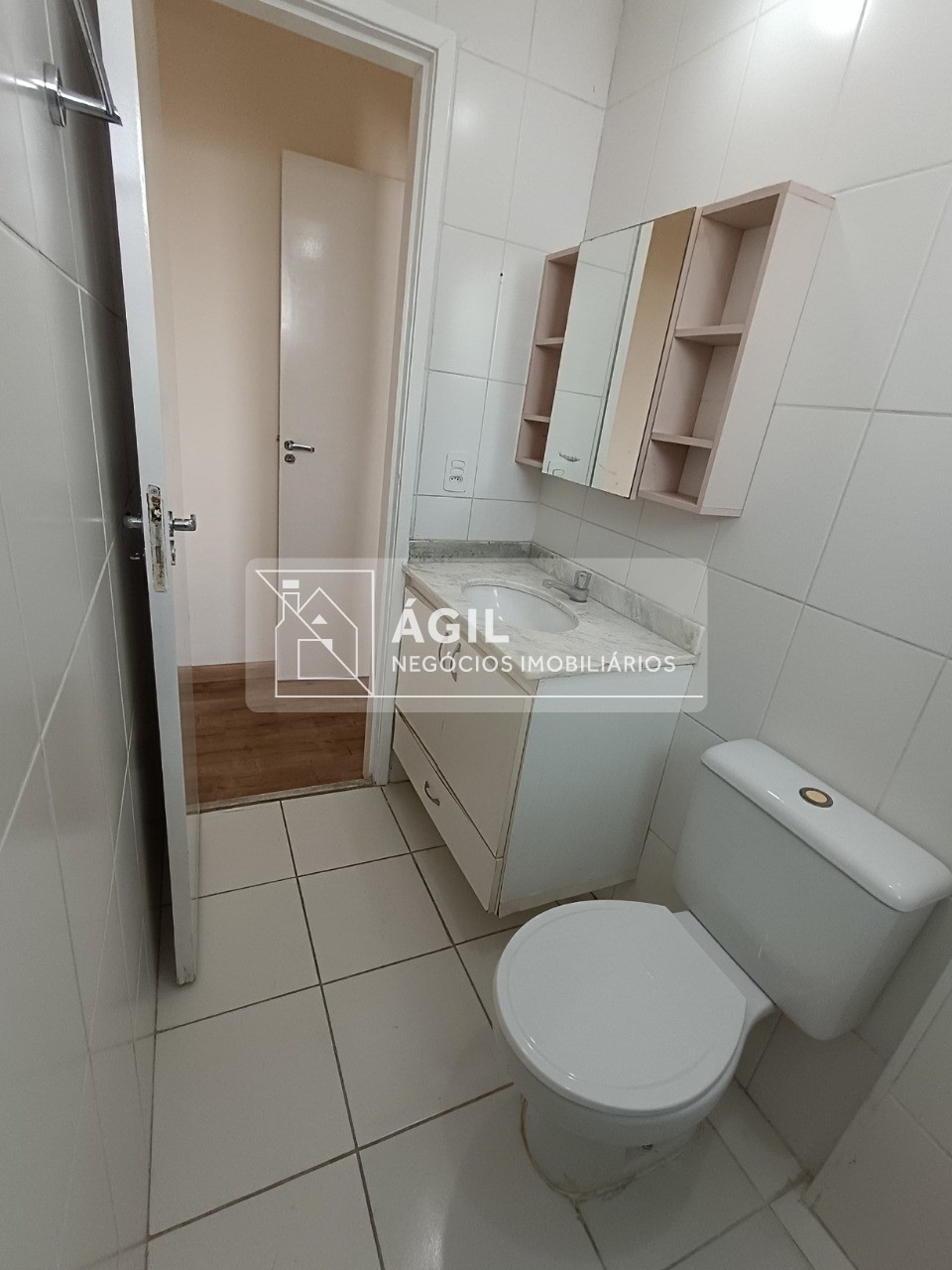 Apartamento a Venda no Condomínio Cittá Di Roma - Jardim Augusta - São José dos Campos - SP Próximo ao Shopping Center Vale e Linha Verde - 55 m² -