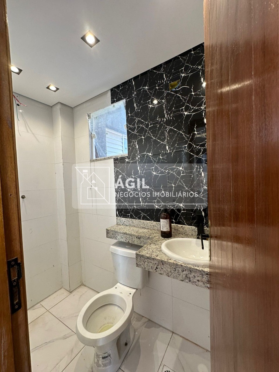Venda - Apartamento - 41m² - 02 quartos - Vila Guilhermina - São Paulo